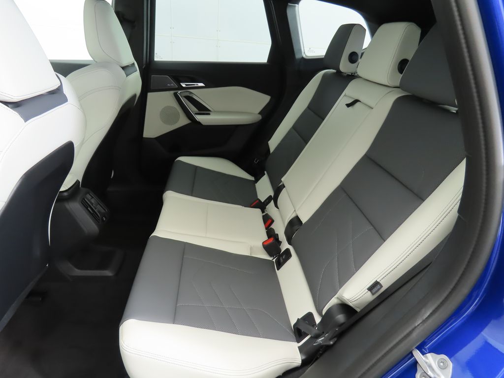 Thumbnail: 2026 BMW X1 - 21