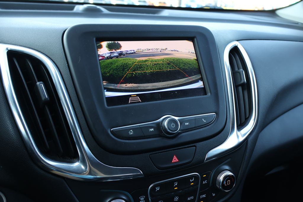 Thumbnail: 2020 Chevrolet Equinox - 23