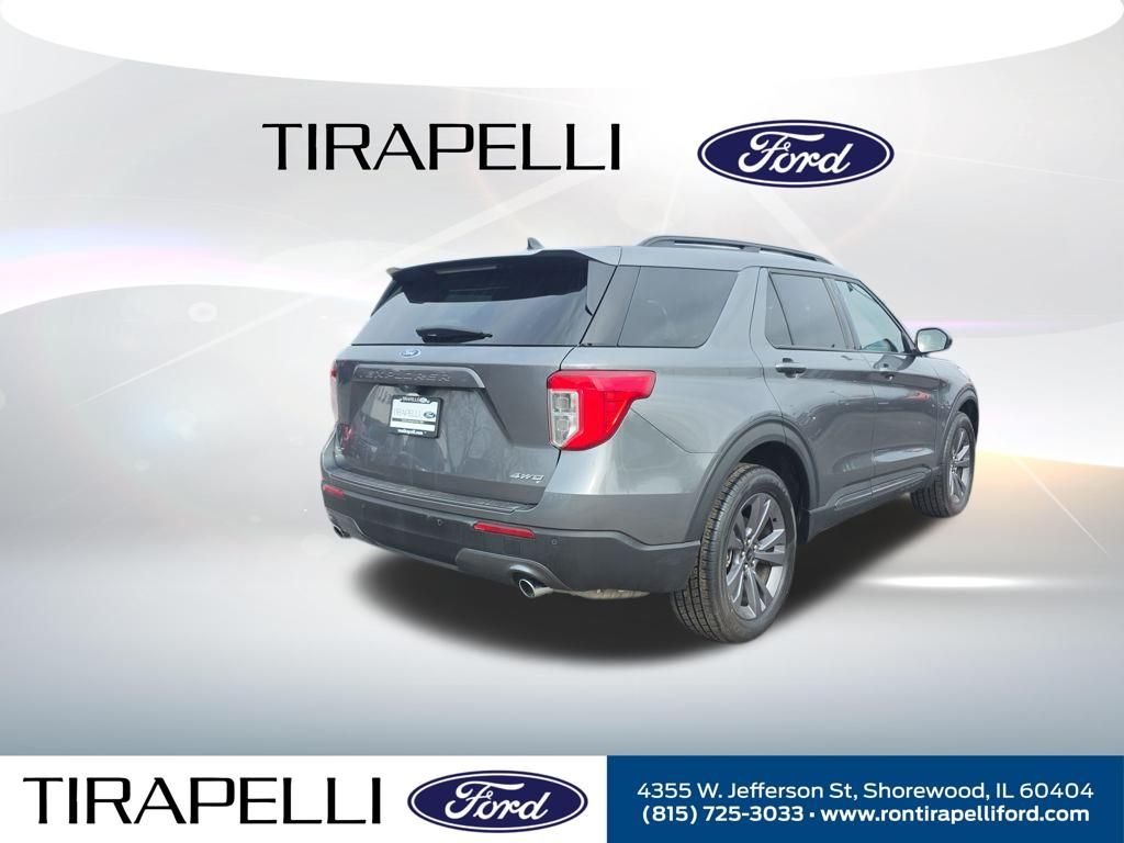 Certified Used 2023 Gray Ford XLT image 9