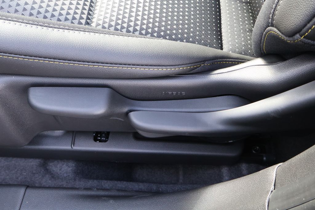 Thumbnail: 2026 Chevrolet Trax - 16