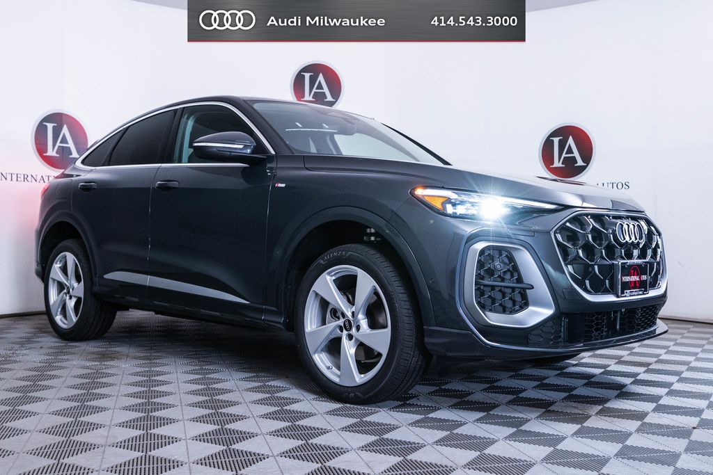 Tambora Gray Metallic 2026 Audi Q5 Sportback Sedan All-Wheel Drive 7-Speed Automatic