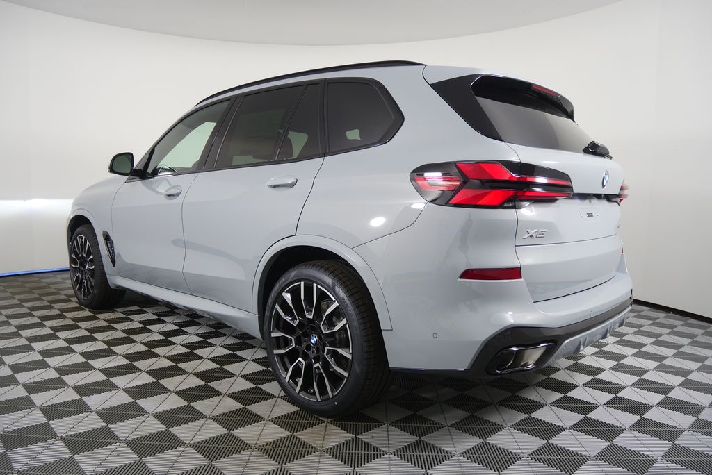 Thumbnail: 2026 BMW X5 - 5
