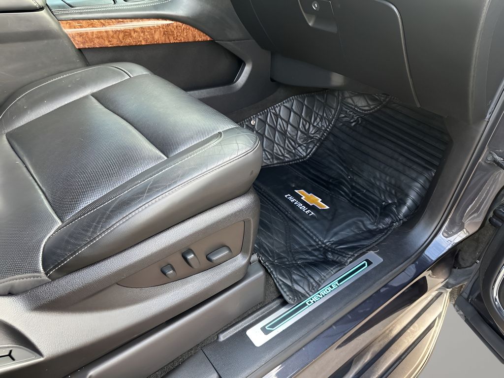 Used Car 2018 Chevrolet Suburban  Premier For Sale Under $35,000 In Austin, Texas
