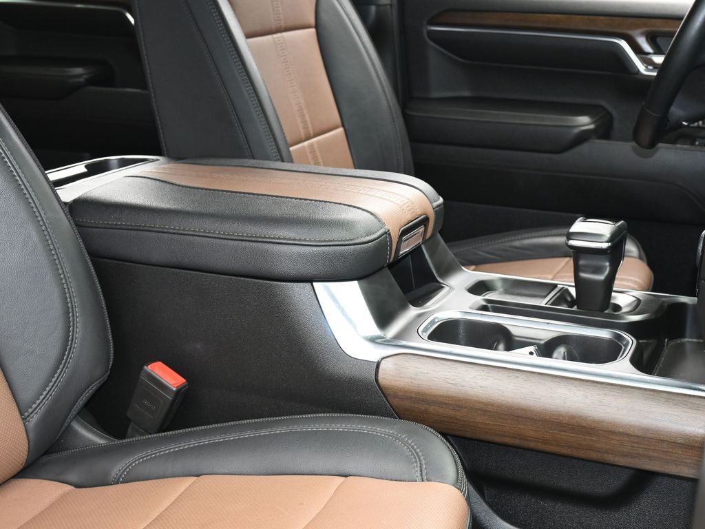 Used 2024 Iridescent Pearl Tricoat Chevrolet High Country image 52