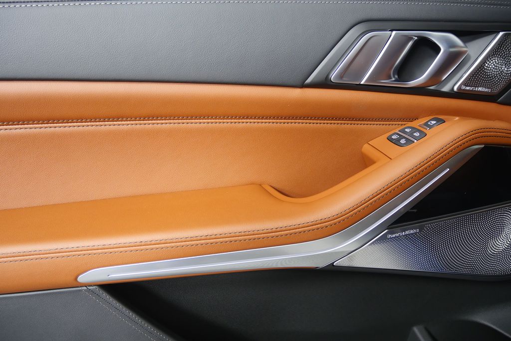 2026 BMW X7 Alpina XB7 17