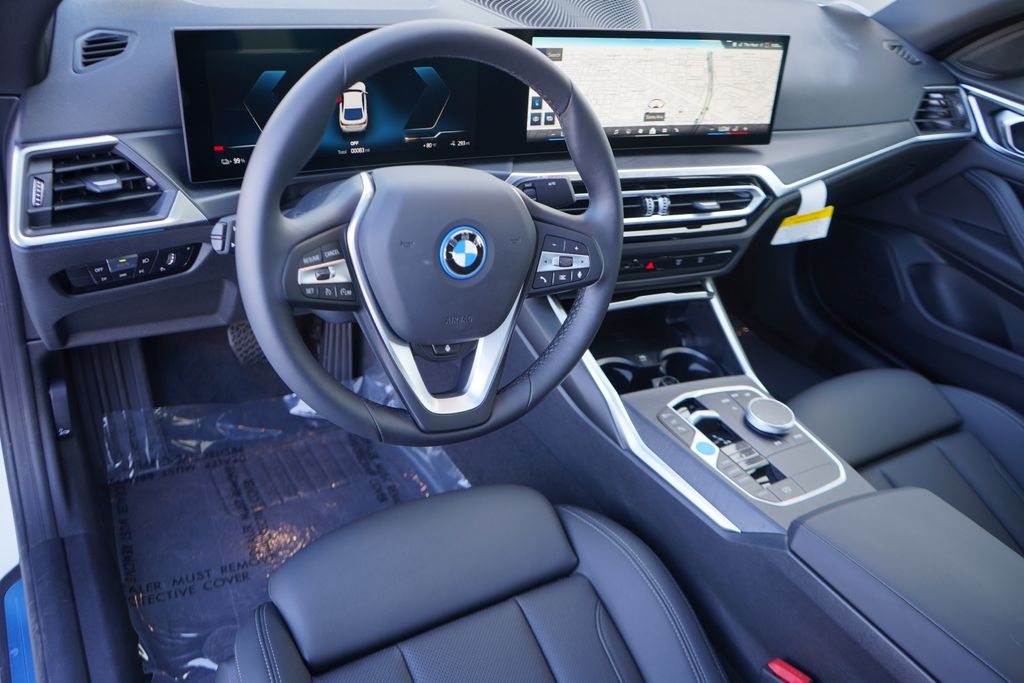 2024 BMW i4 eDrive40 12