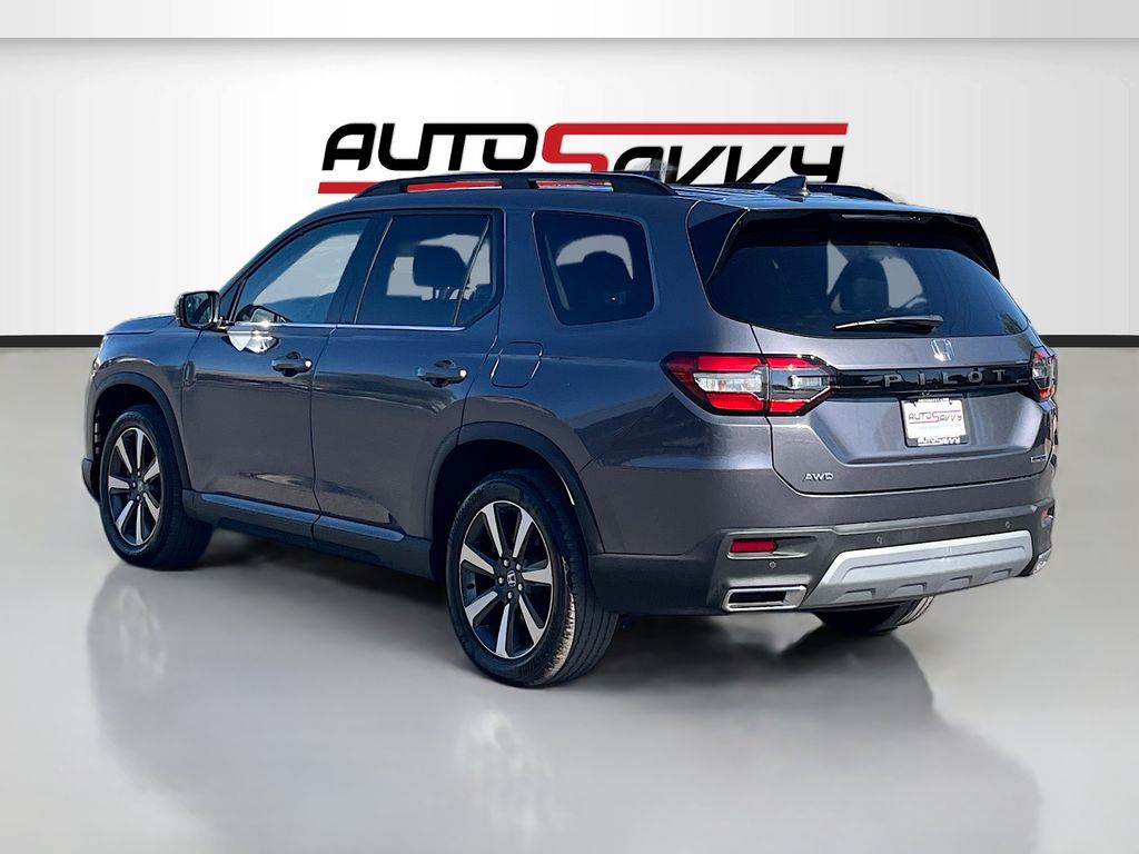 Used 2025 Gray Honda Touring image 5
