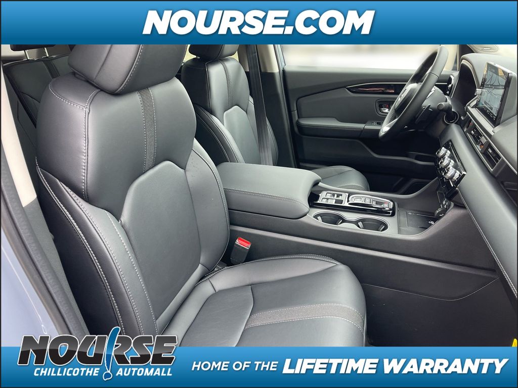 2025 Honda Pilot Touring photo