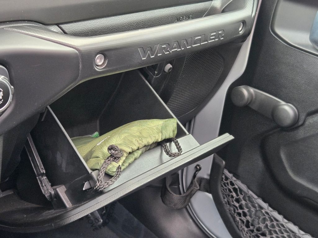 2023 Jeep Wrangler - $27,669