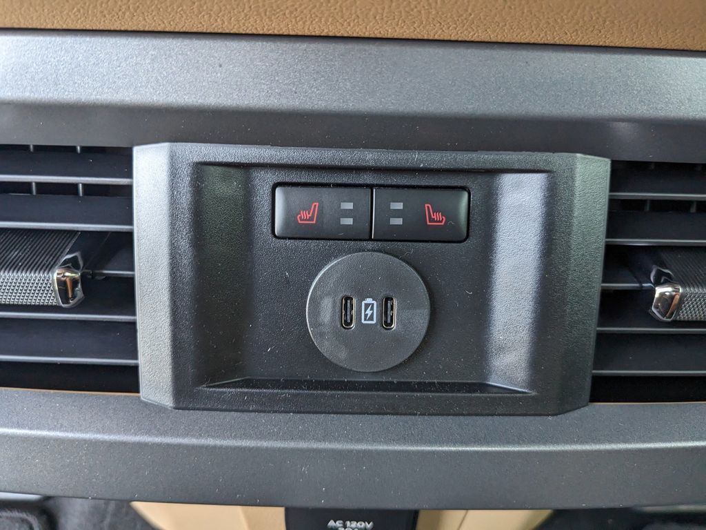 2025 Ford F-250 Super Duty Lariat
