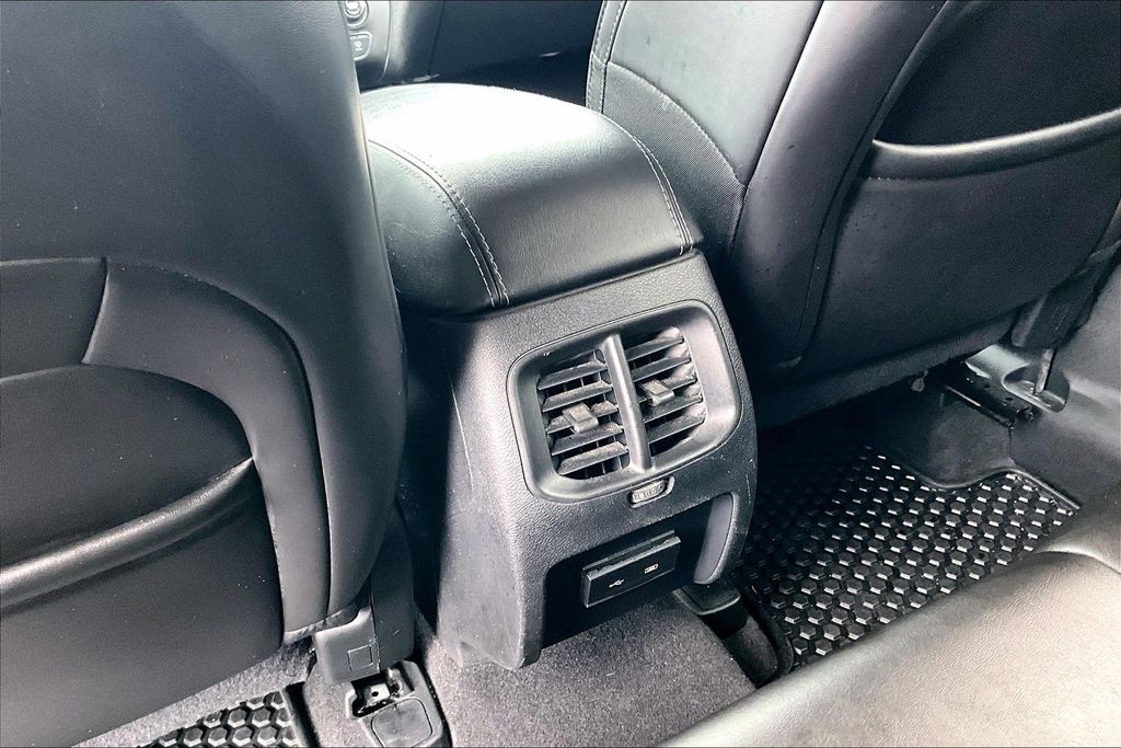 Used 2019 Jeep Cherokee SUV