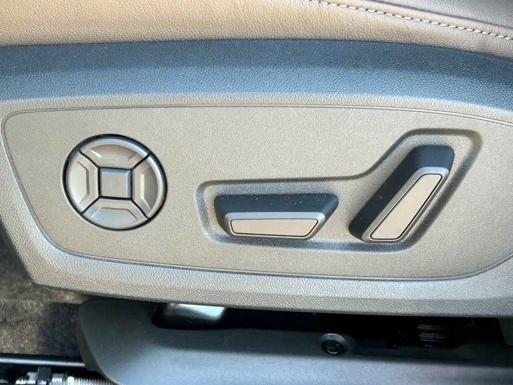 New 2026 Black Audi  image 21