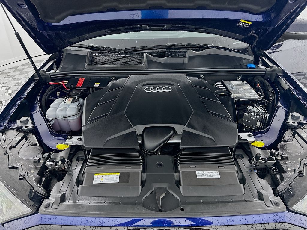2023 Audi Q7 Premium Plus 32