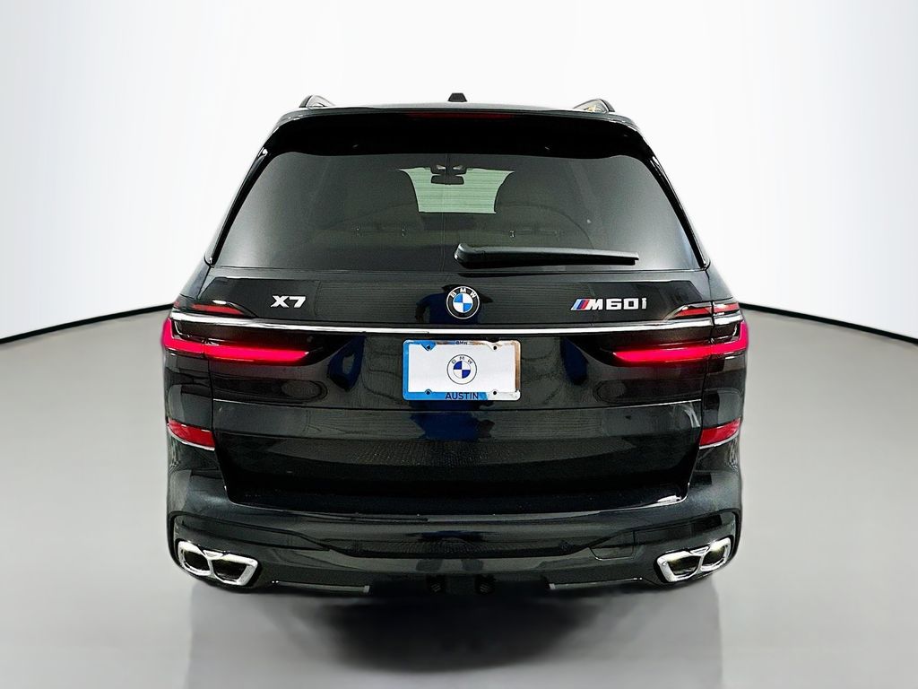 2025 BMW X7 M60i 6