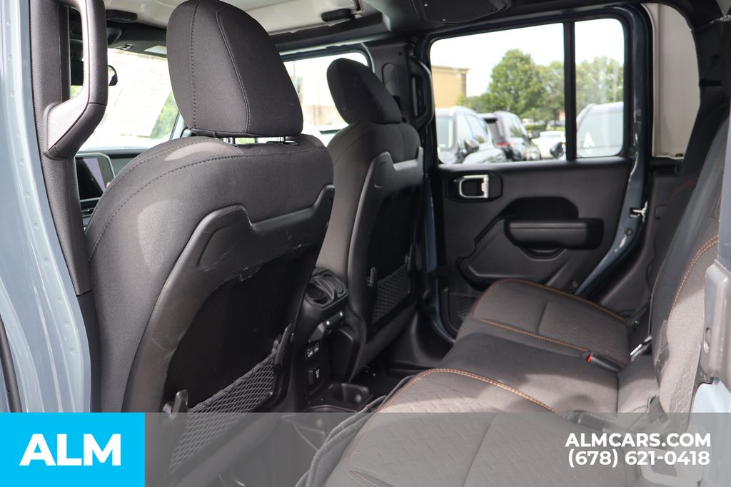 Used 2026 Gray Jeep Mojave image 17