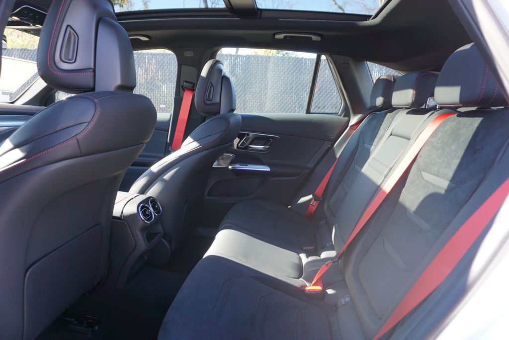 Thumbnail: 2026 Mercedes-Benz GLC - 13