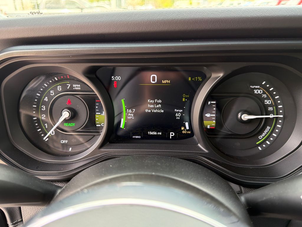 Used 2025 Gray Jeep Sahara 4xe image 27