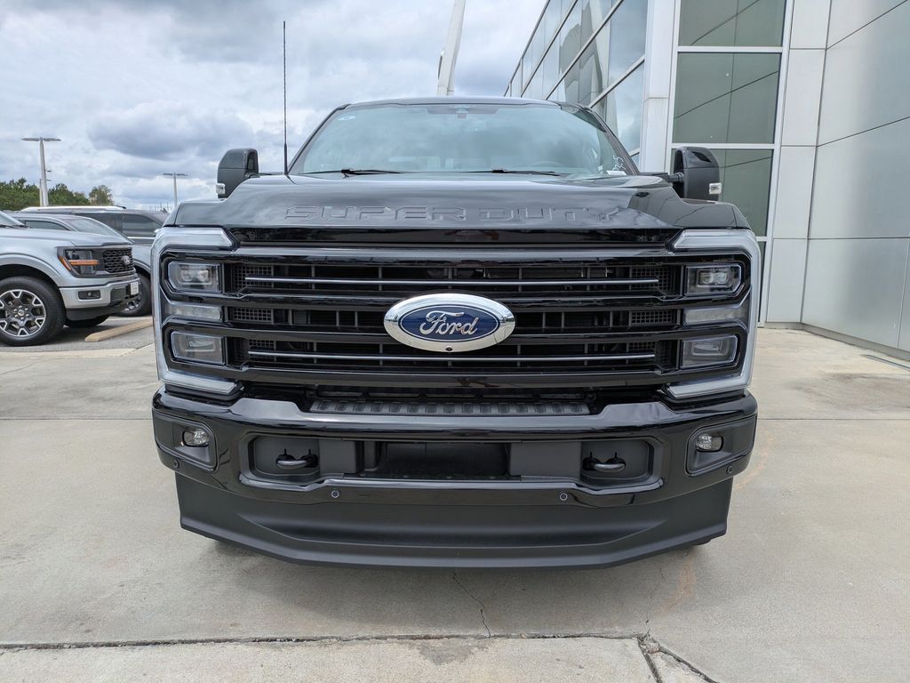 2026 Ford Super Duty F-350 SRW Platinum