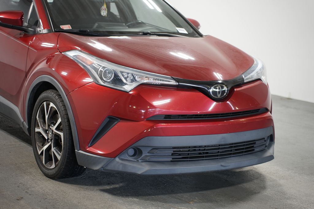 Thumbnail: 2018 Toyota C-HR - 4