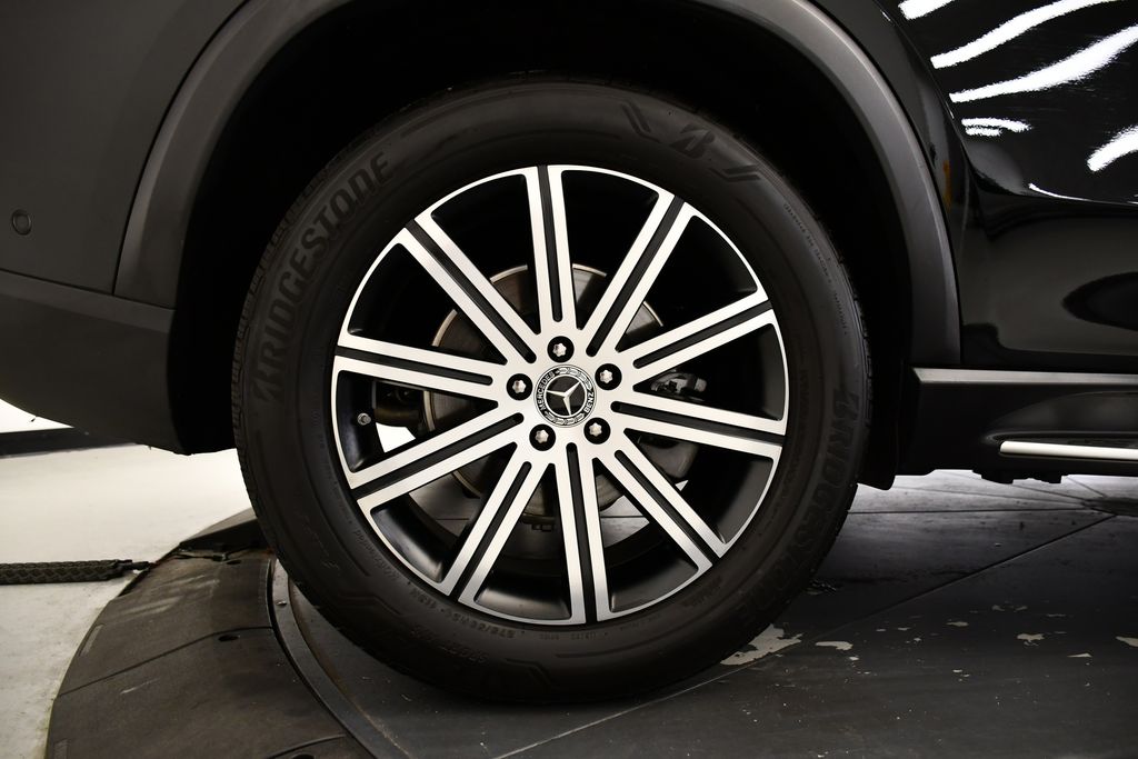 Thumbnail: 2025 Mercedes-Benz GLE - 15