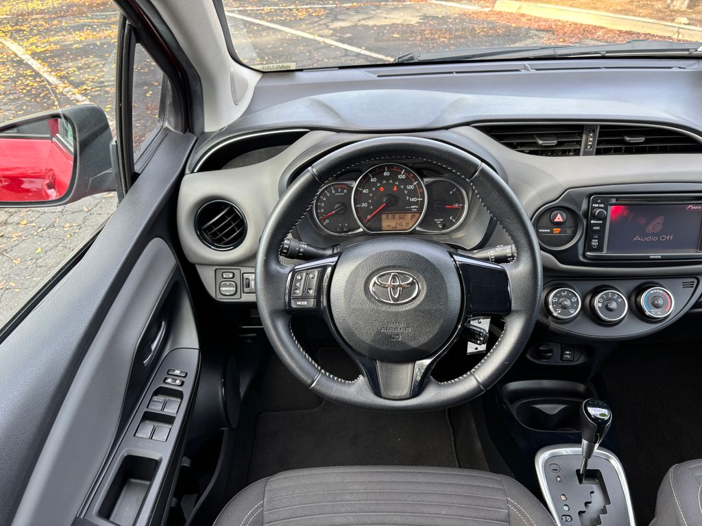 Thumbnail: 2016 Toyota Yaris - 10