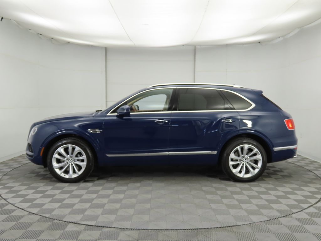 Thumbnail: 2018 Bentley Bentayga - 8