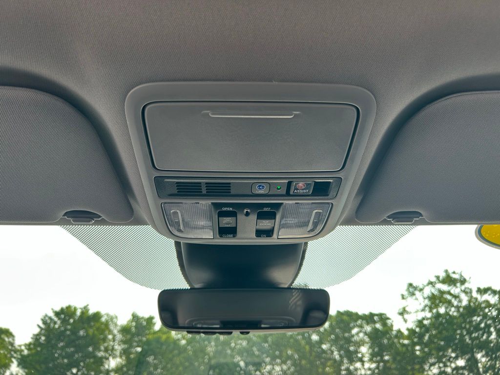 2024 Honda Odyssey Touring 15