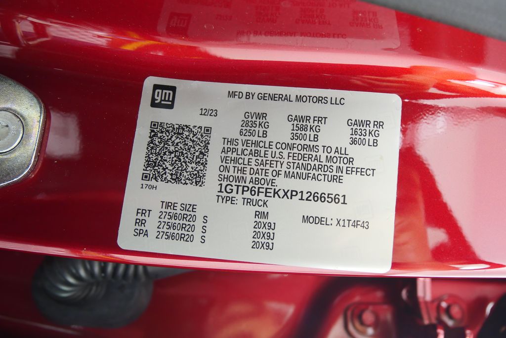 Thumbnail: 2023 GMC Canyon - 32