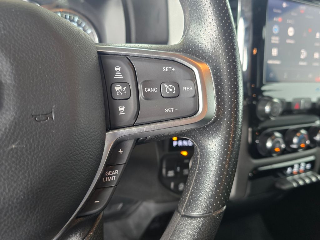 Thumbnail: 2025 RAM 1500 - 15