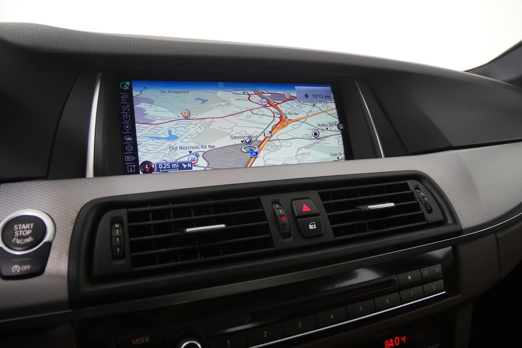 Thumbnail: 2016 BMW 5 Series - 18