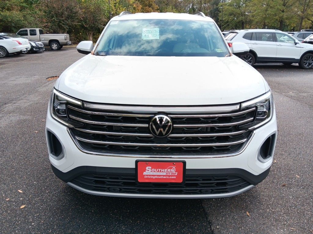 2025 Volkswagen Atlas 2.0T SE 8