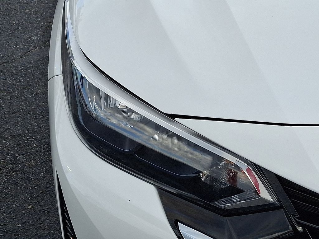 Thumbnail: 2024 Nissan Sentra - 9