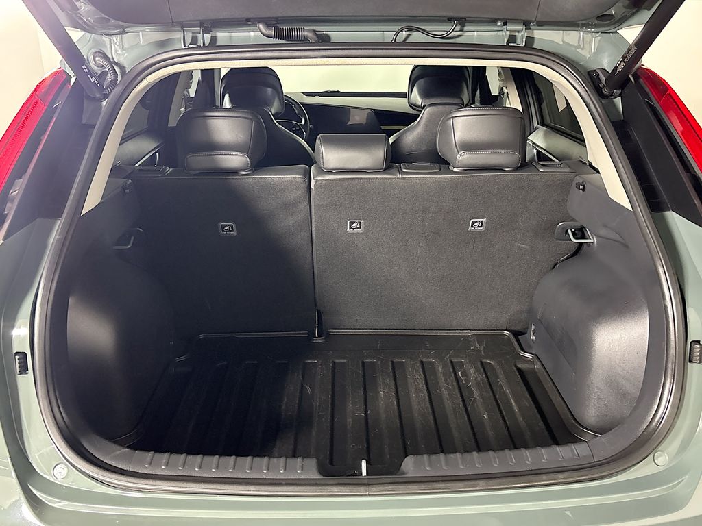 2023 Kia Niro SX Touring