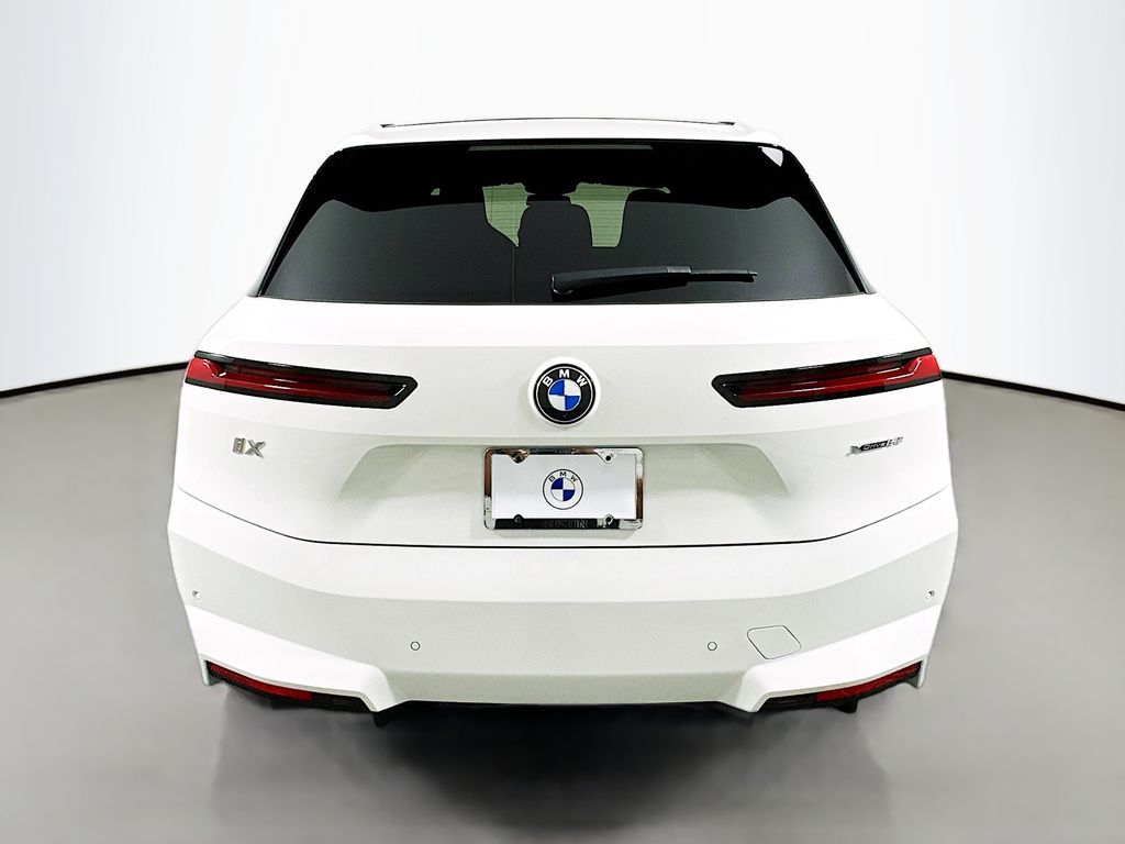 2026 BMW iX  6