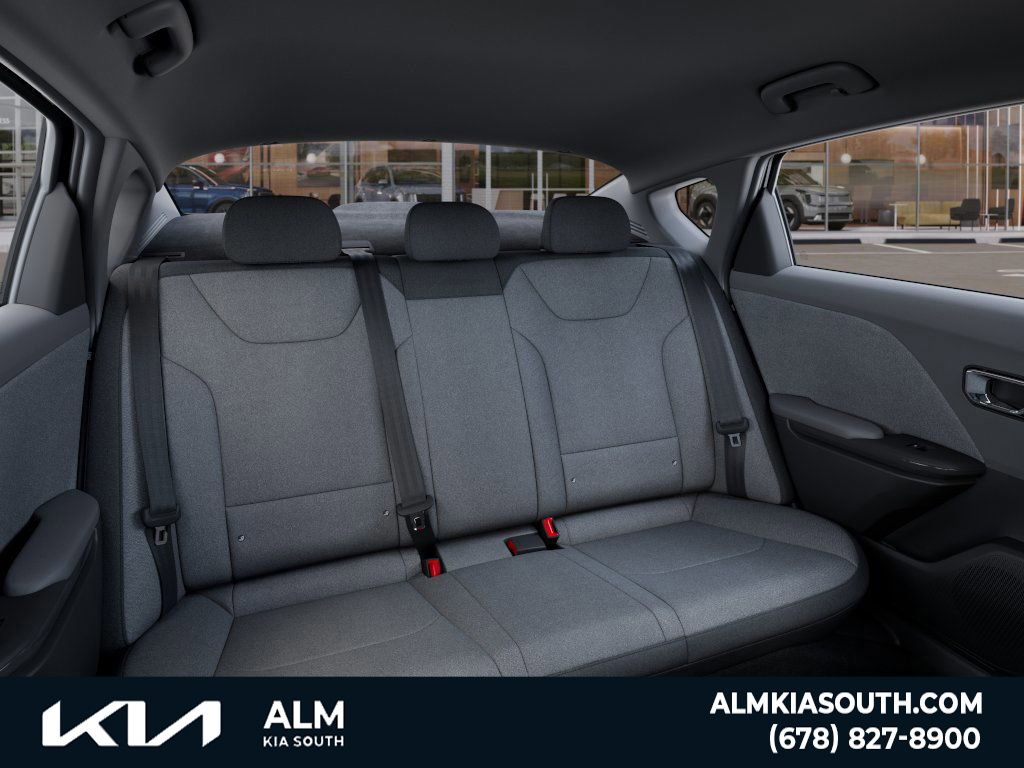 2025 Kia K4 LXS photo 13