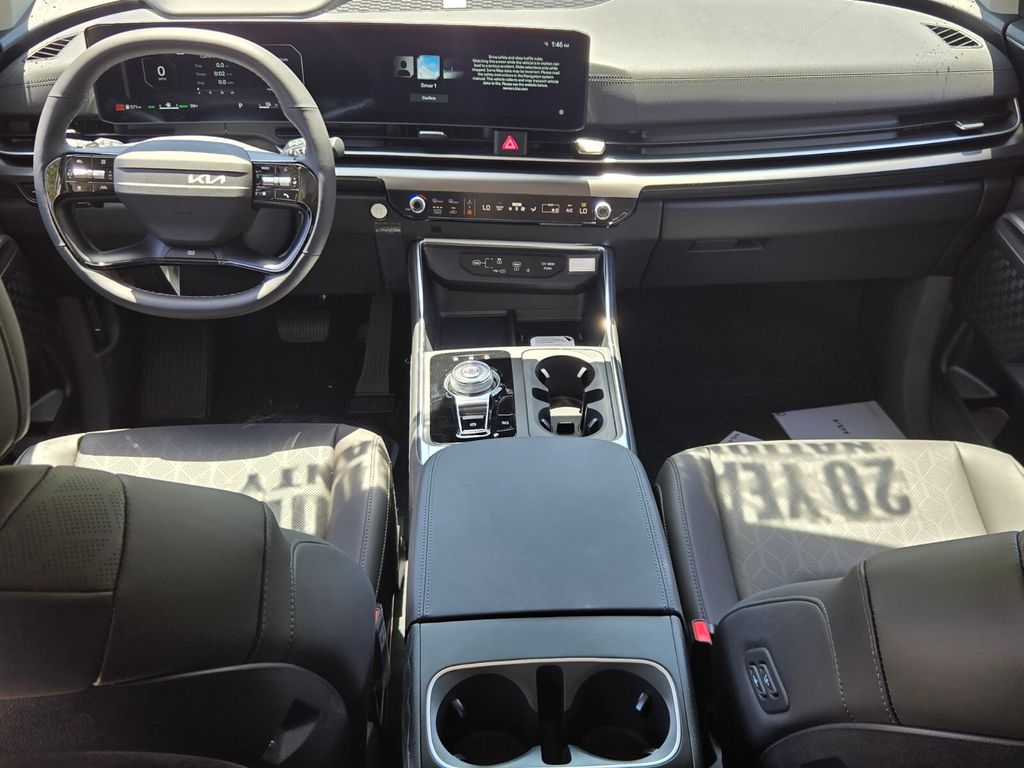 2027 Kia Carnival - $51,115
