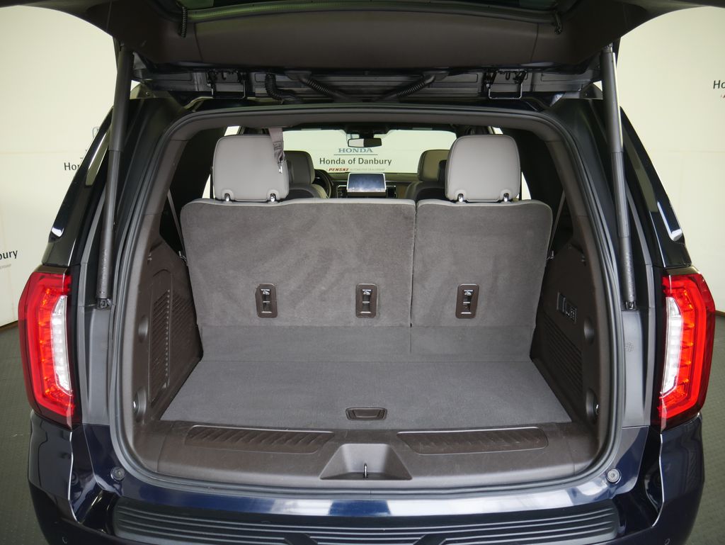 2022 GMC Yukon SLT 6