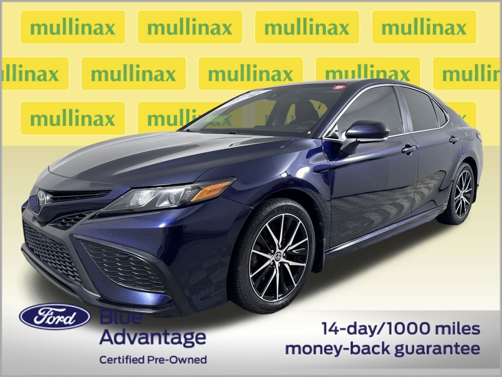 Certified Used 2022  Toyota SE image 14