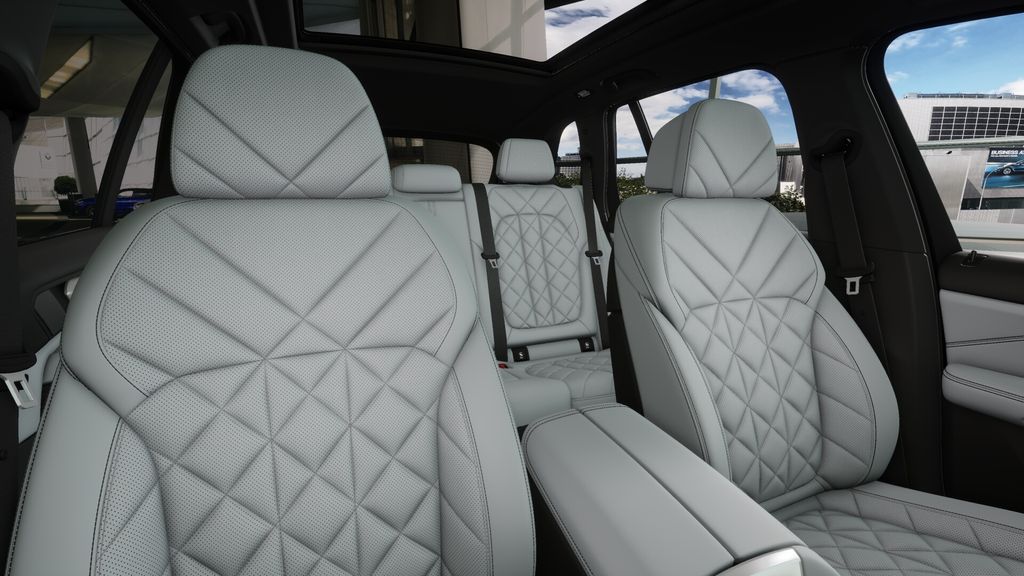 Thumbnail: 2026 BMW X5 - 11