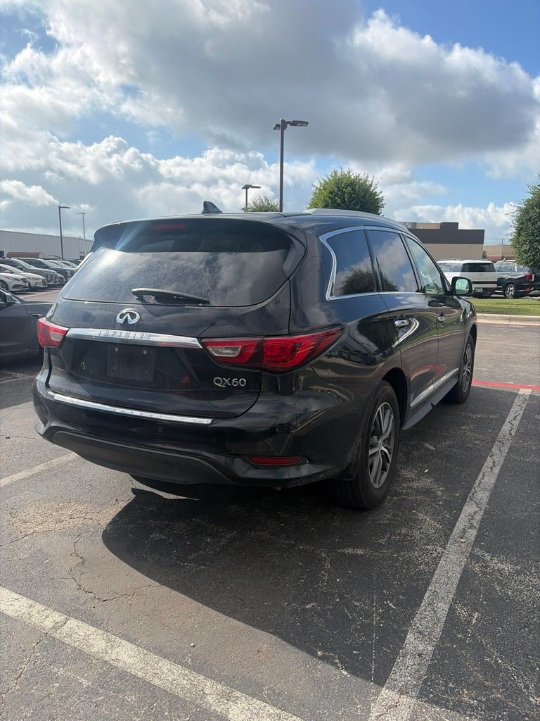Thumbnail: 2018 INFINITI QX60 - 4