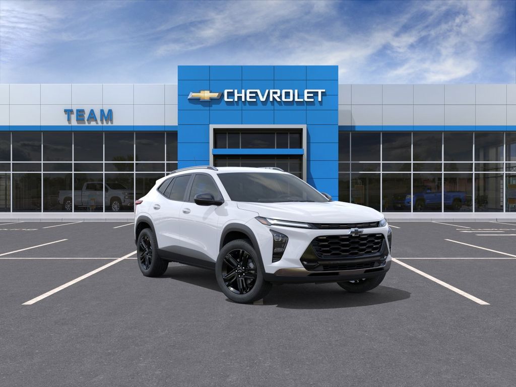 Summit White 2026 Chevrolet Trax Activ FWD SUV / Crossover Front-Wheel Drive 6-Speed Automatic