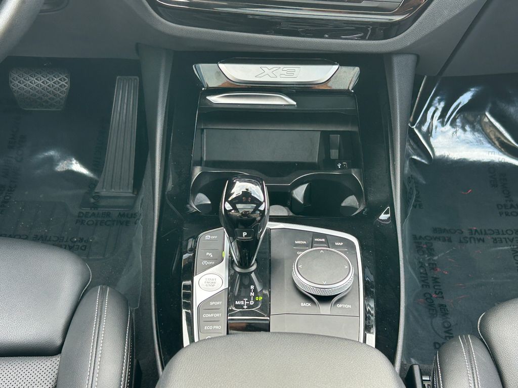 Thumbnail: 2022 BMW X3 - 25