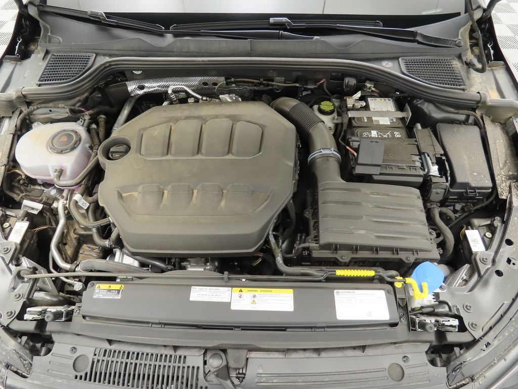 Thumbnail: 2025 Volkswagen Golf - 29