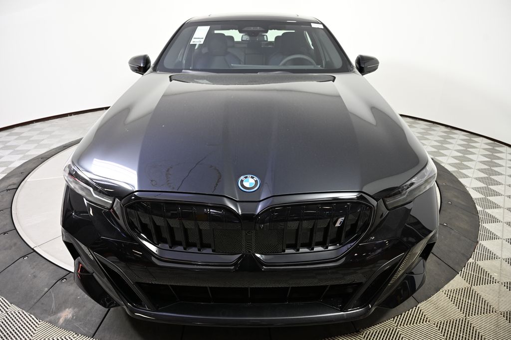 Thumbnail: 2027 BMW i5 - 8