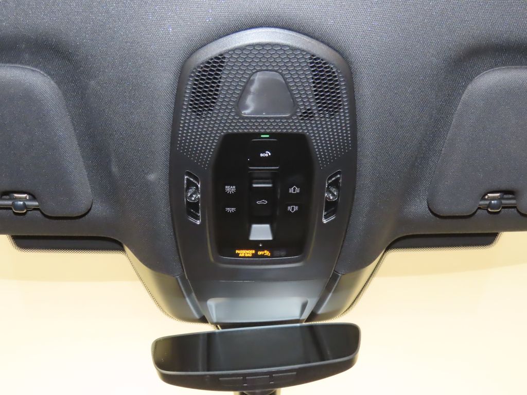 Thumbnail: 2025 Porsche Panamera - 29