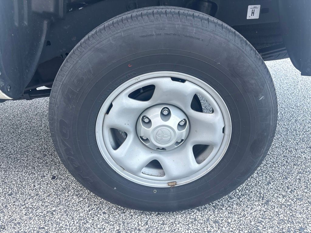 Used 2023 White Toyota SR image 24