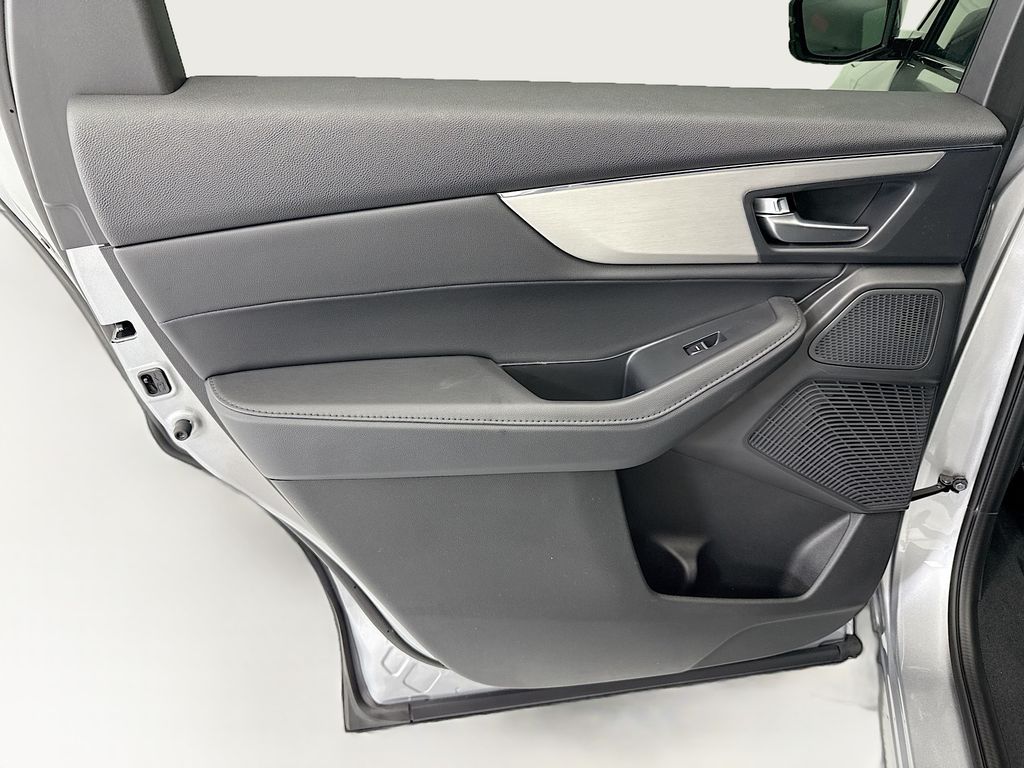 Thumbnail: 2026 Acura MDX - 27