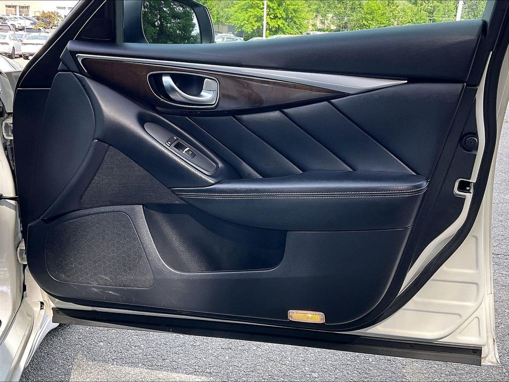 2018 INFINITI Q50 — photo 11
