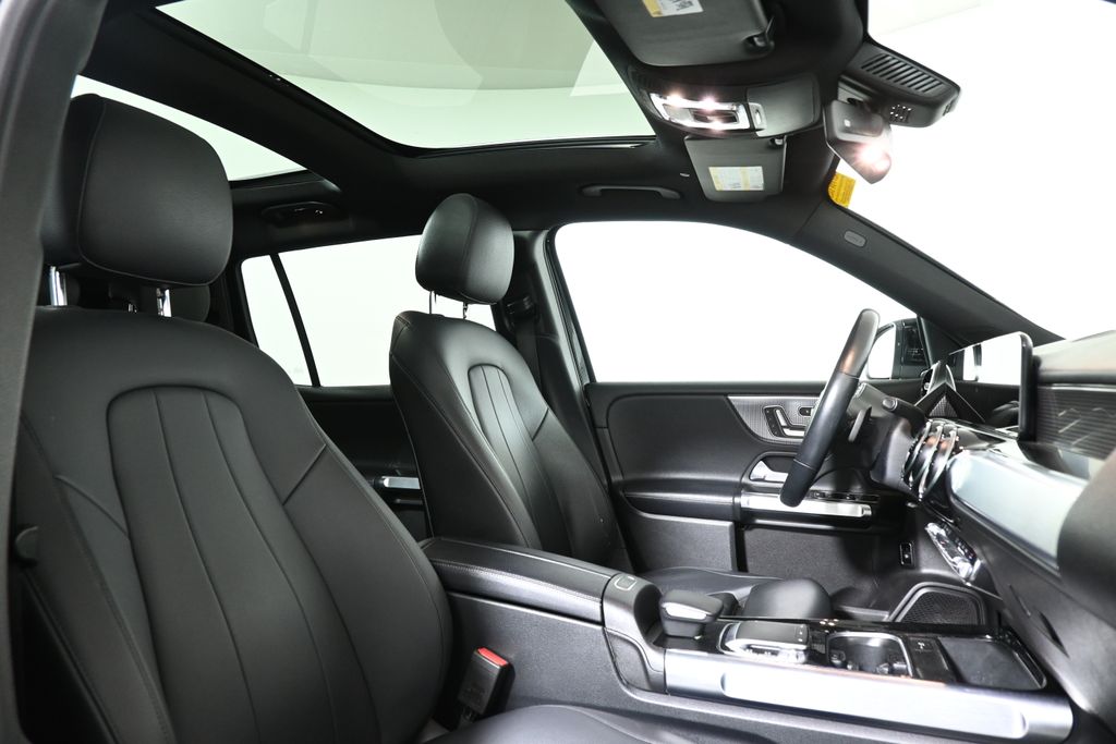 2020 Mercedes-Benz GLB 250 27