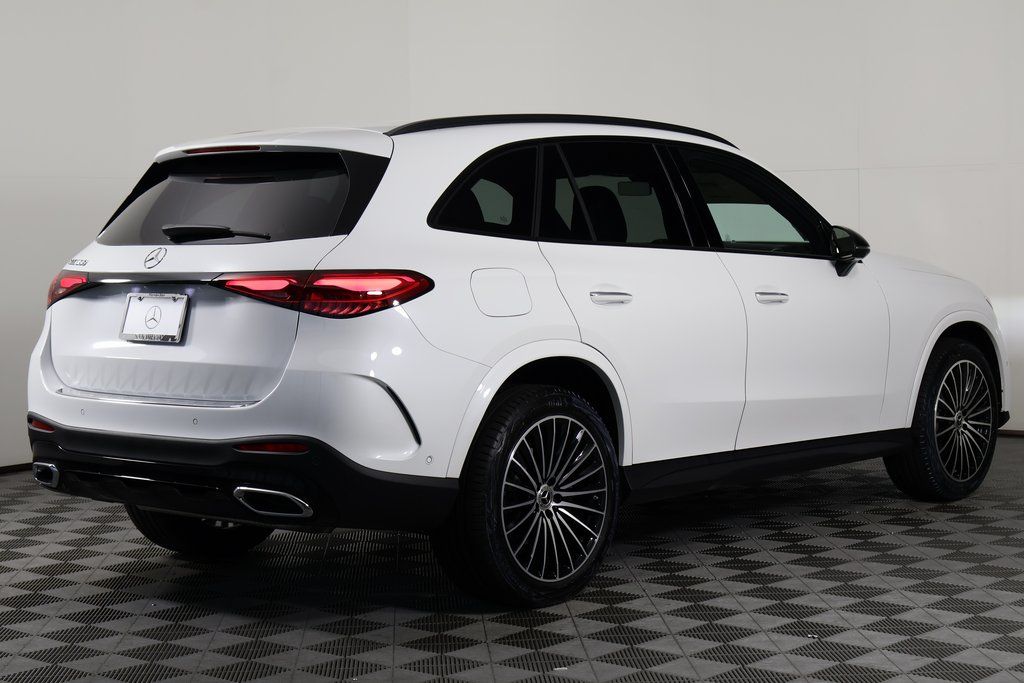 Thumbnail: 2026 Mercedes-Benz GLC - 2